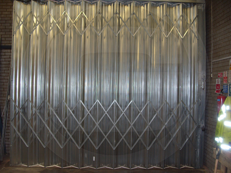 steel-shutter-gates-06